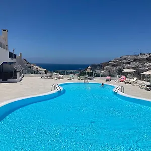 https://spacious-flat-with-ocean-view.in-canary-islands.com