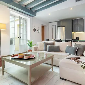 https://apartamento-siglo-xvi.es-andalucia.com