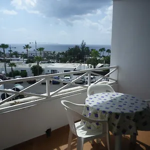 https://apartamento-las-vistas.in-canary-islands.com